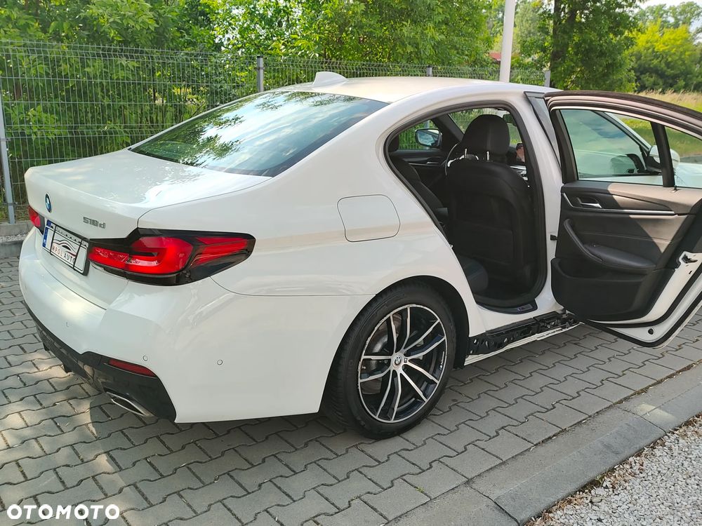 BMW Seria 5 518d mHEV M Sport sport - 9