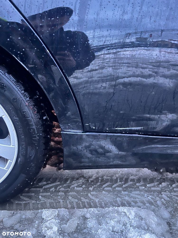 BMW Seria 3 318d - 14