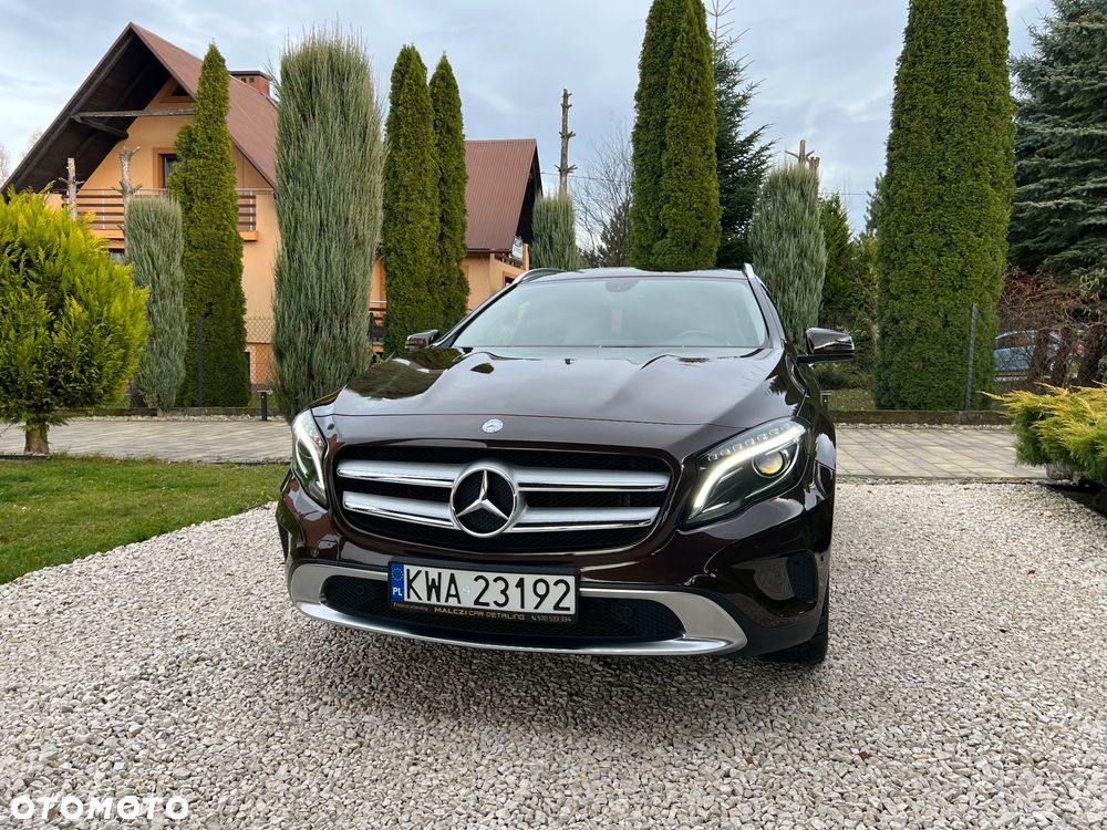 Mercedes-Benz GLA 250 4-Matic - 6