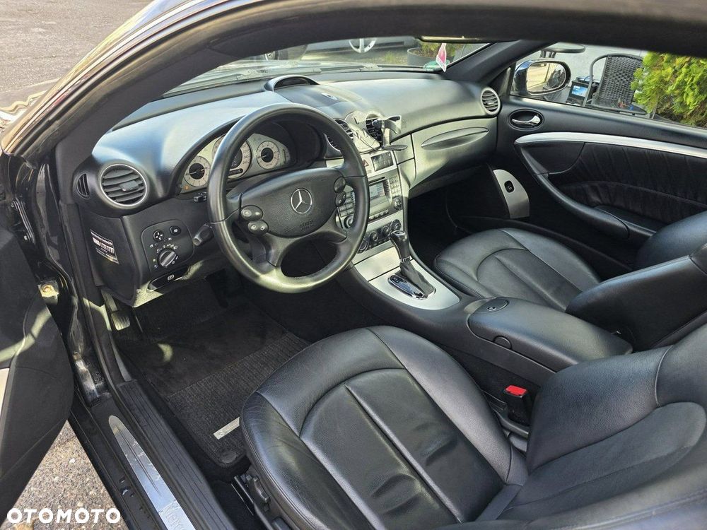 Mercedes-Benz CLK - 8