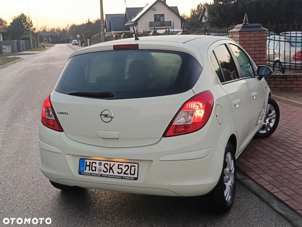 Opel Corsa 1.4 16V Edition - 7