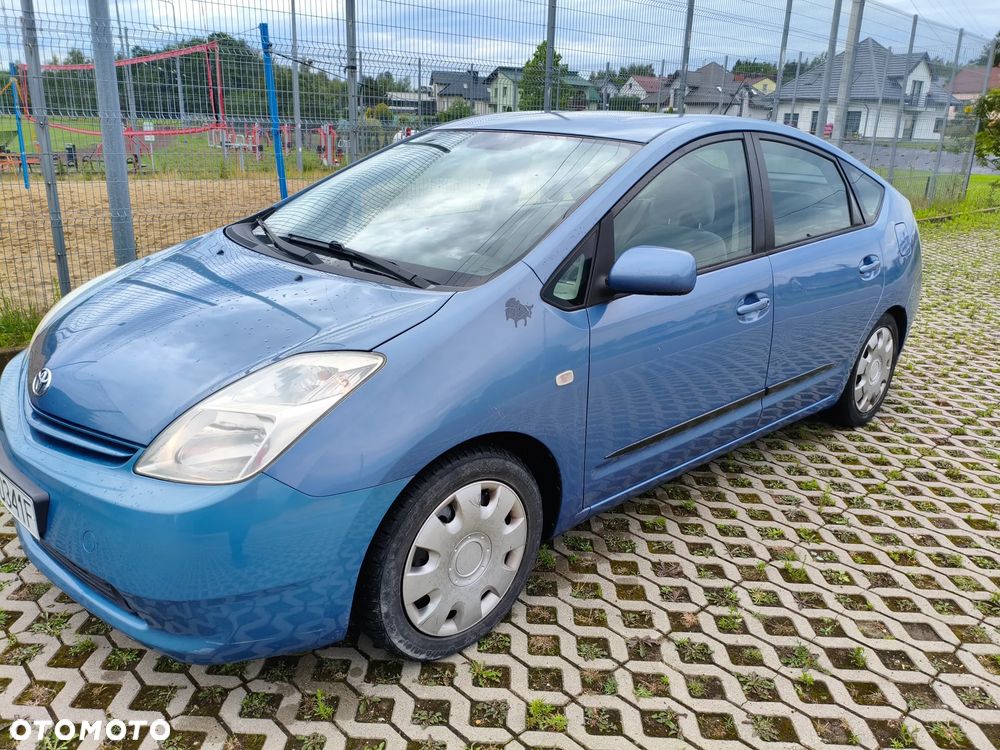Toyota Prius 1.5 VVT-i Sol - 1