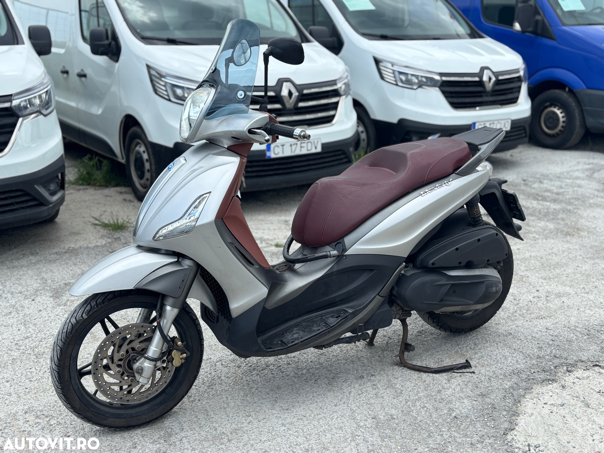 Piaggio Beverly - 3