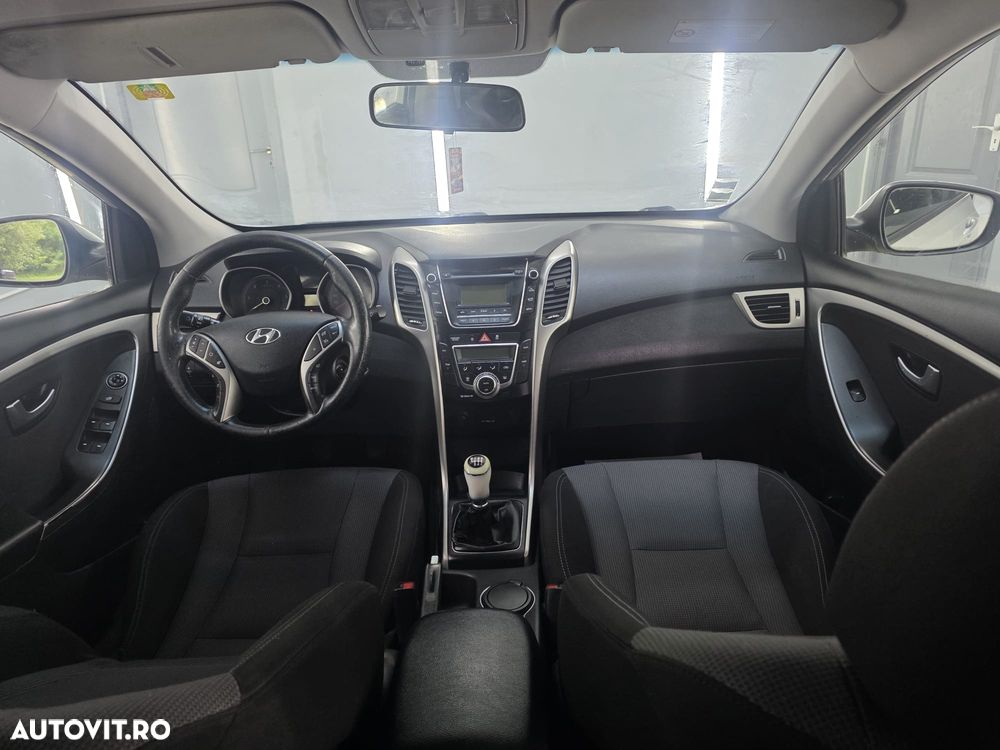 Hyundai i30 1.4 CRDi Comfort - 7
