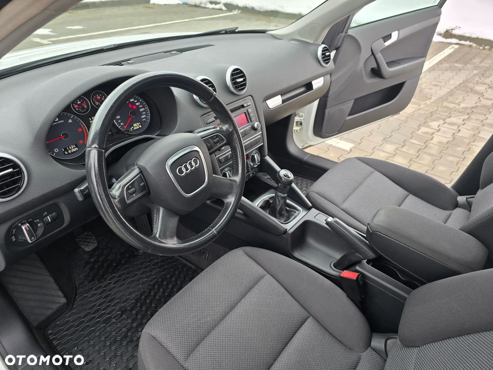 Audi A3 Sportback 2.0 TDI DPF Quattro Attraction - 20