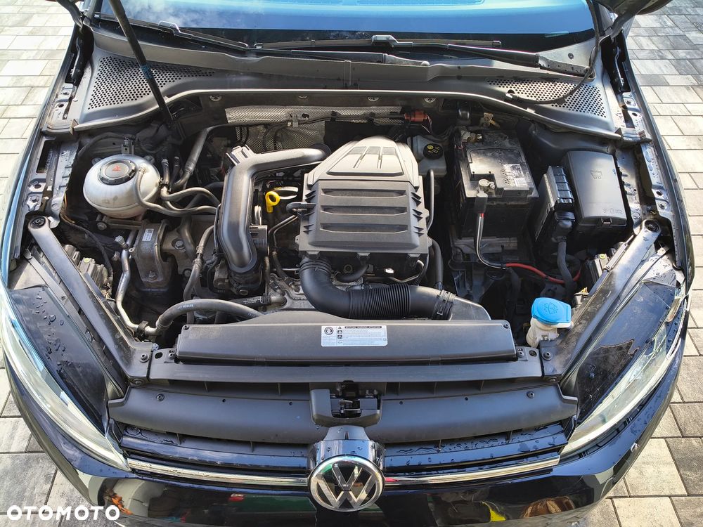 Volkswagen Golf 1.0 TSI Sound - 17