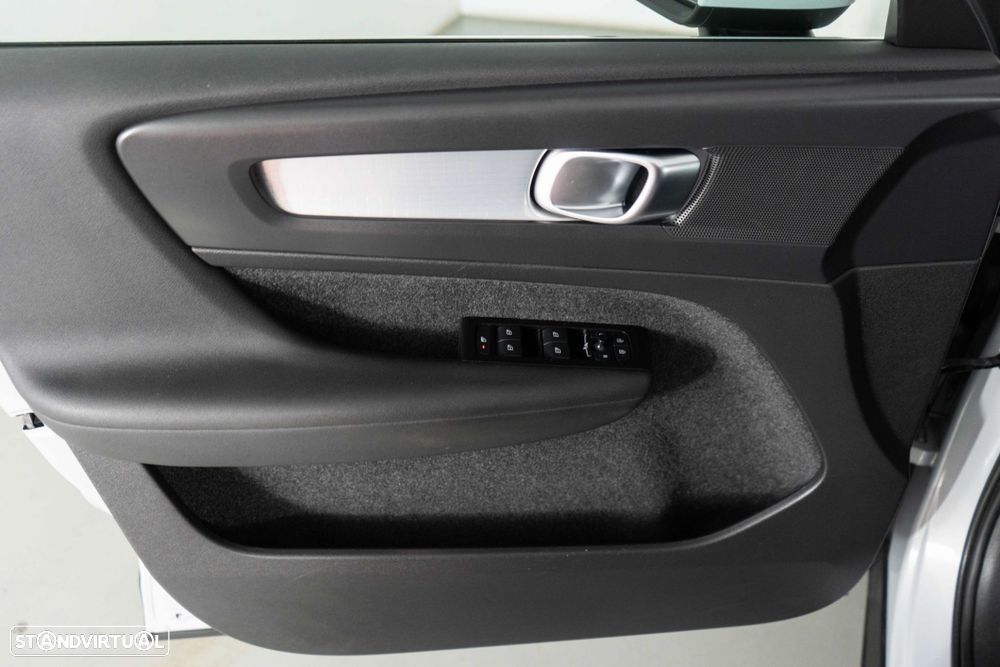 Volvo XC 40 1.5 T4 PHEV Inscription Expression - 25