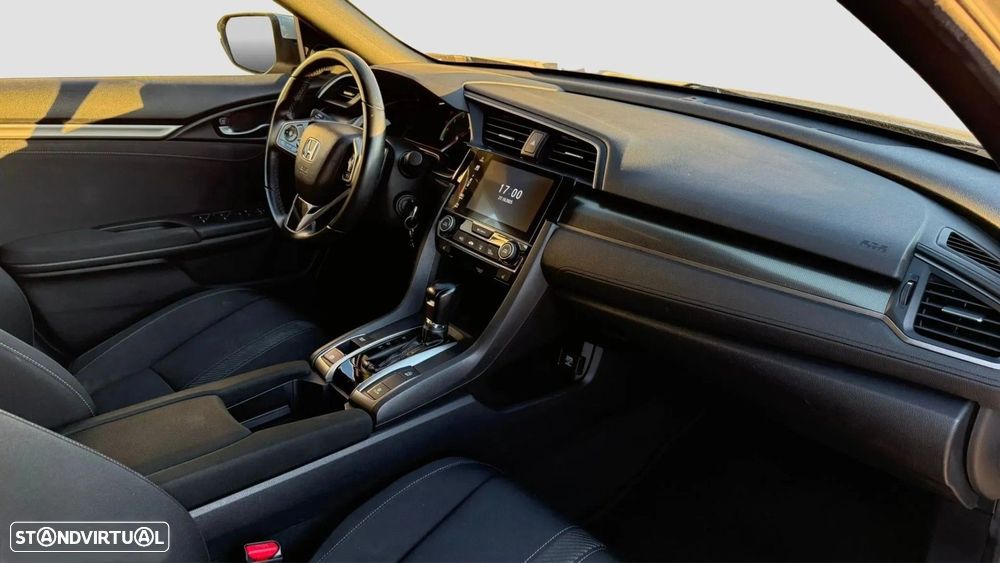 Honda Civic 1.0 i-VTEC Elegance CVT - 5