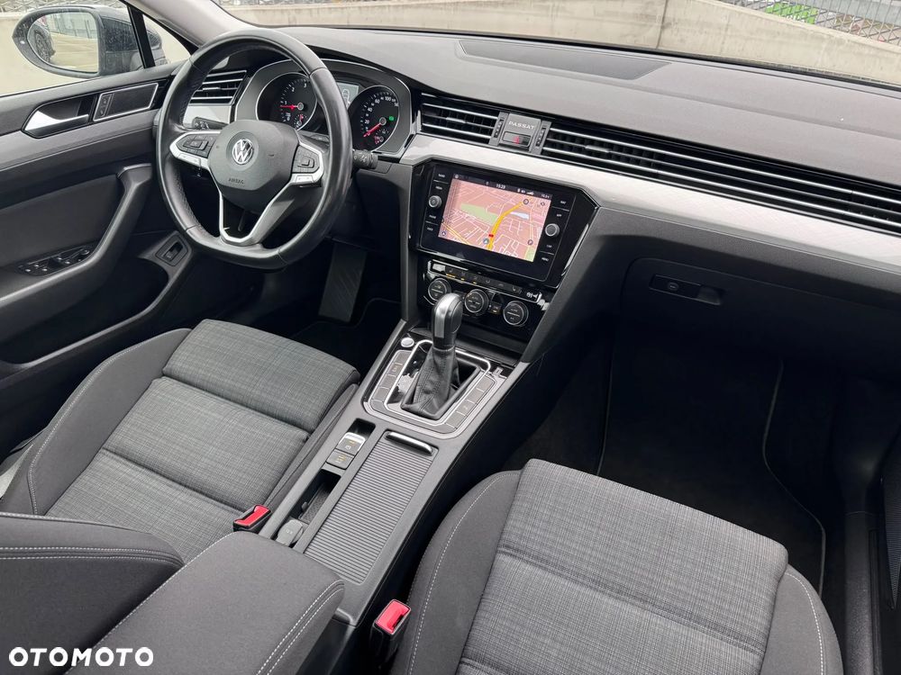 Volkswagen Passat 2.0 TDI EVO Business DSG - 10
