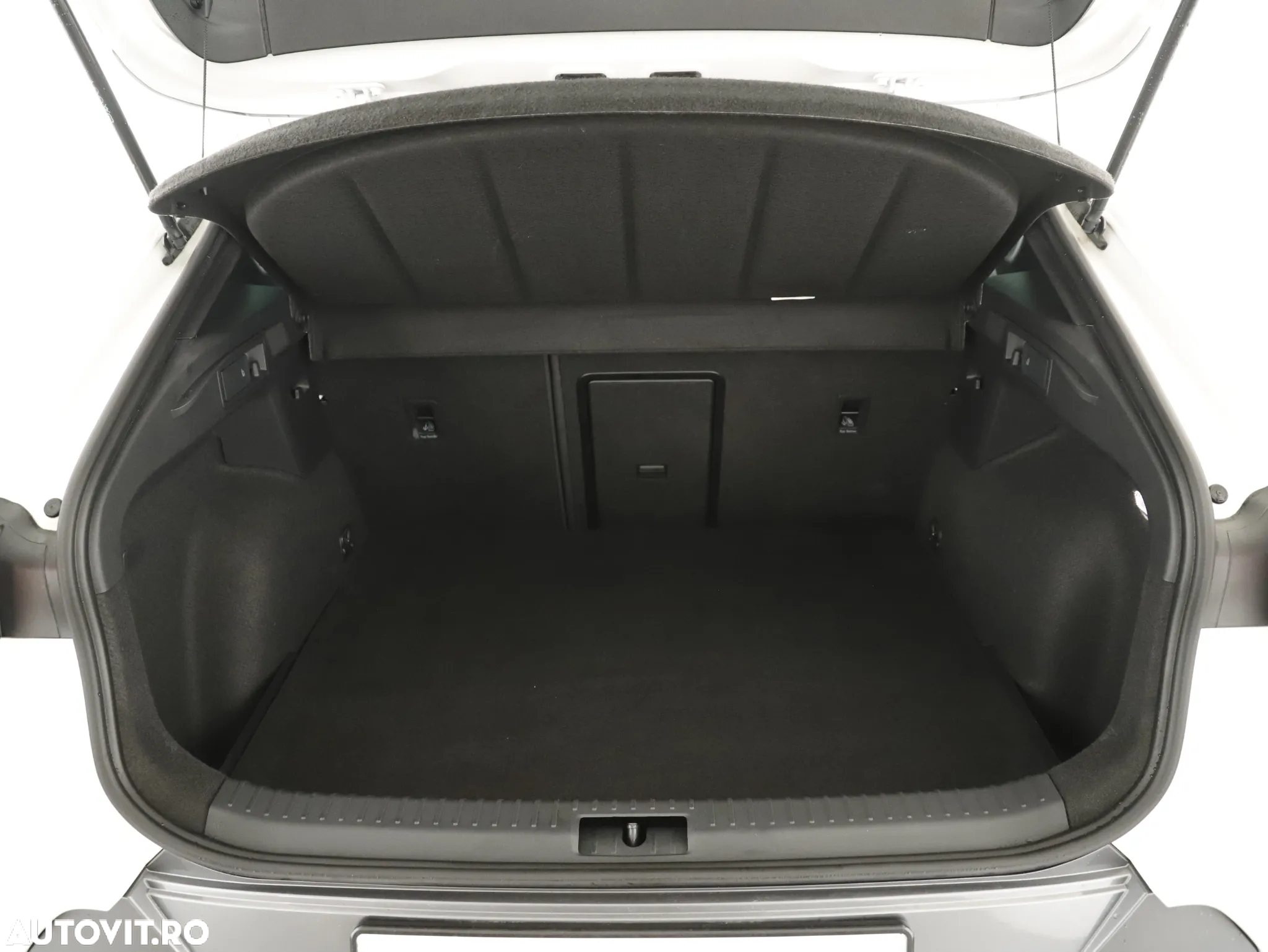 Cupra Formentor 1.4 e-HYBRID PHEV - 24