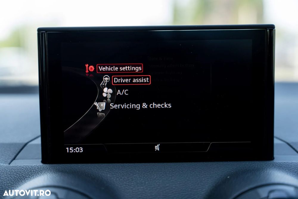 Audi Q2 1.6 TDI S tronic design - 23