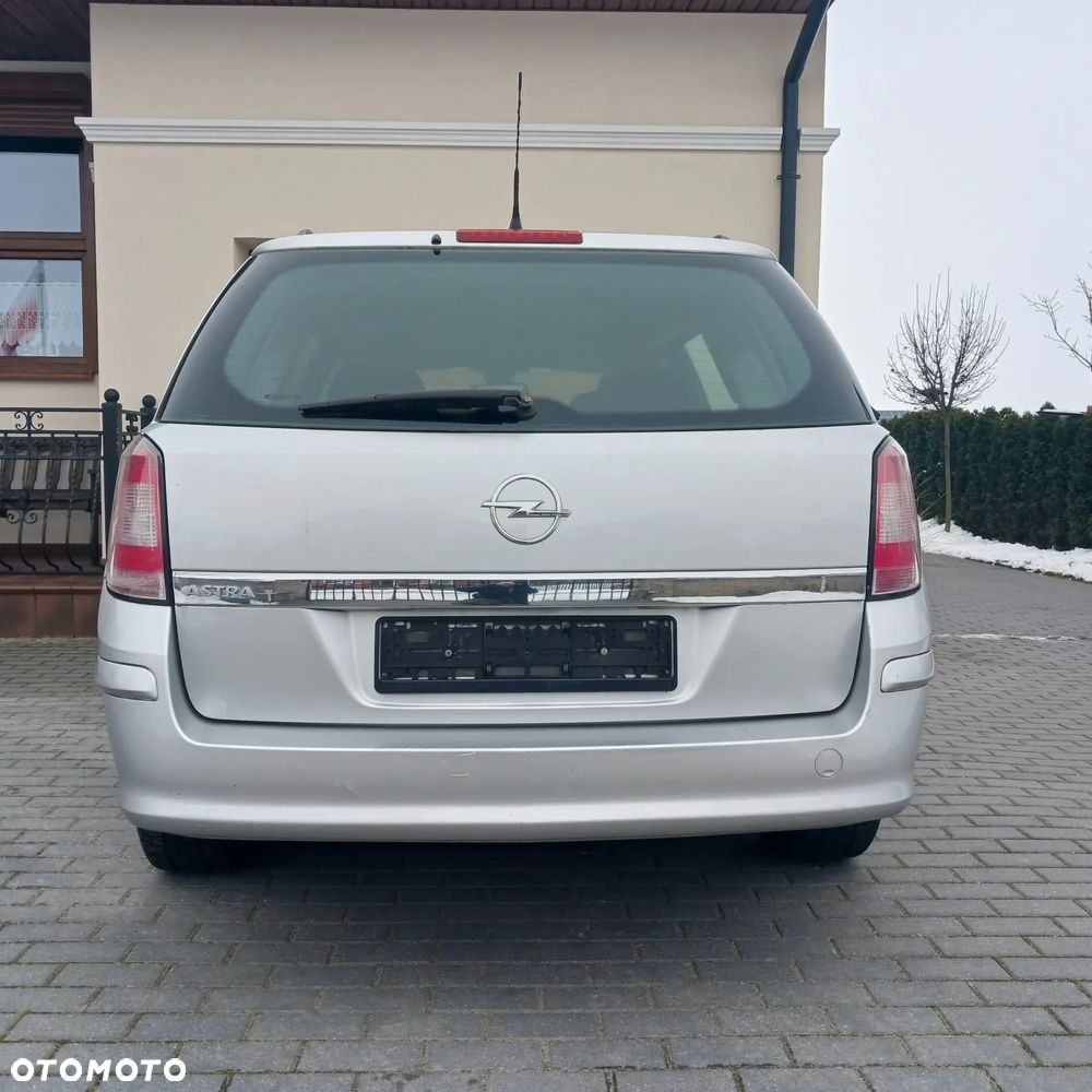 Opel Astra - 4
