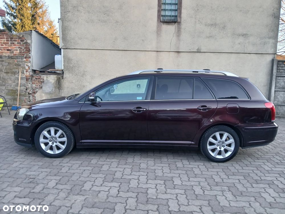 Toyota Avensis - 3