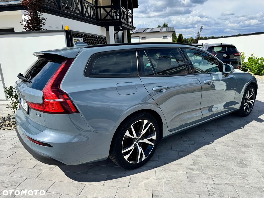 Volvo V60 B3 B DKG Essential - 18