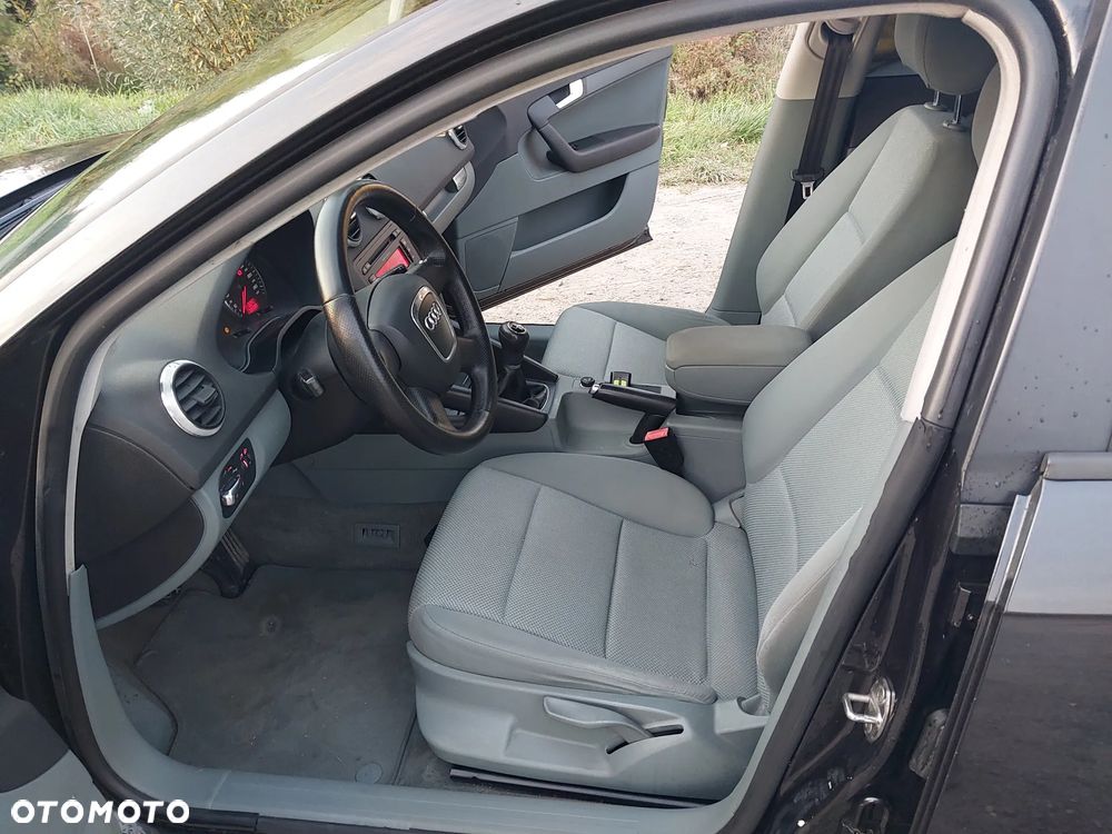 Audi A3 Sportback - 12