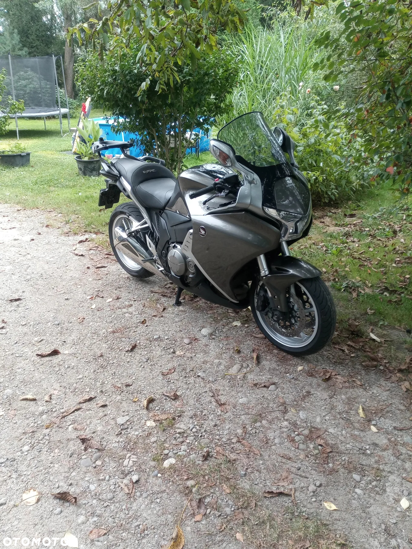 Honda VFR - 3