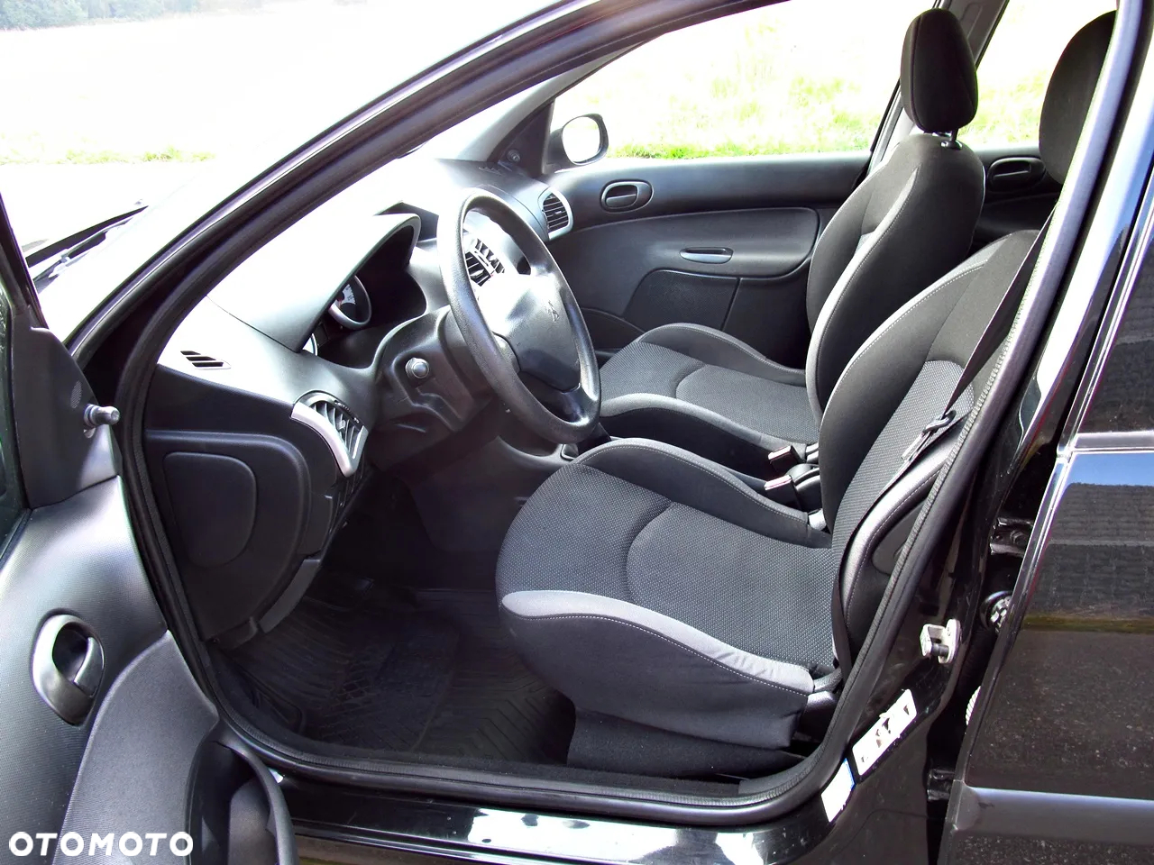 Peugeot 206 plus - 15