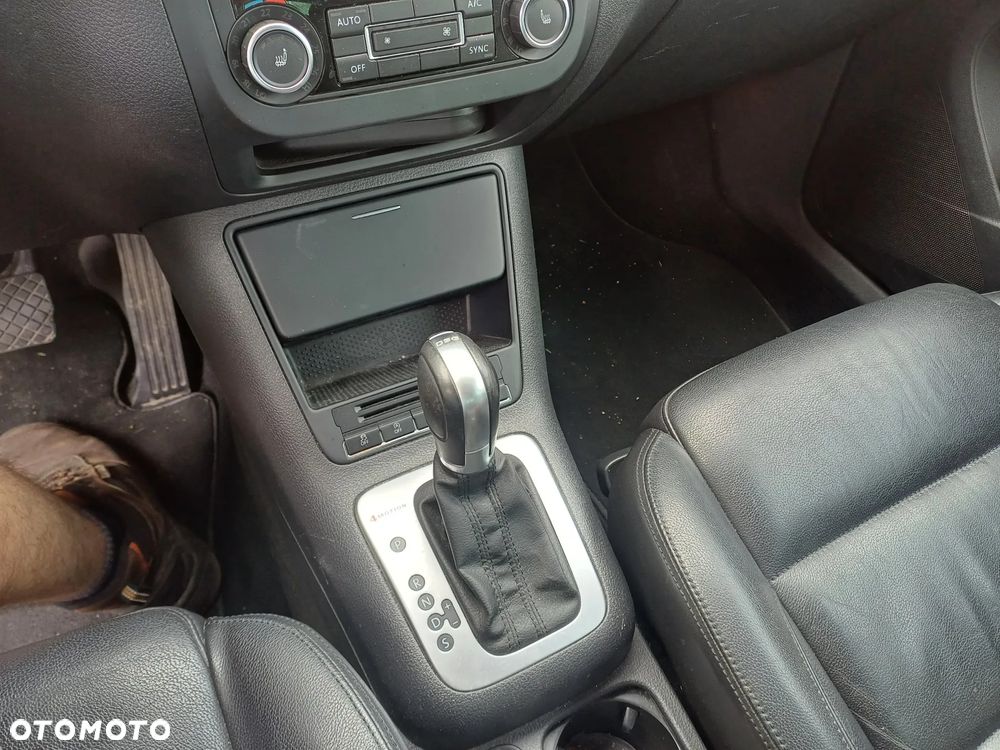 Volkswagen Tiguan 2.0 TDI DPF 4Motion BlueMotion Technology DSG Exclusive - 12