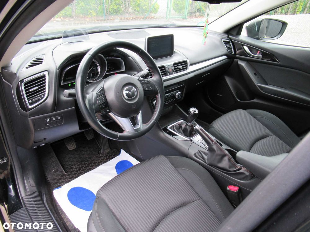 Mazda 3 - 5