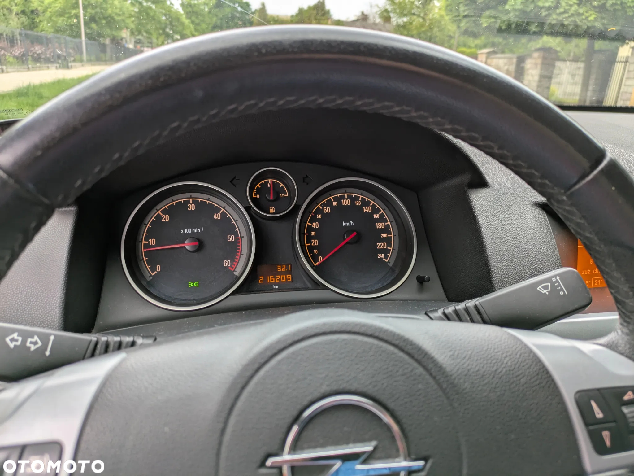 Opel Astra III 1.9 CDTI Essentia - 7