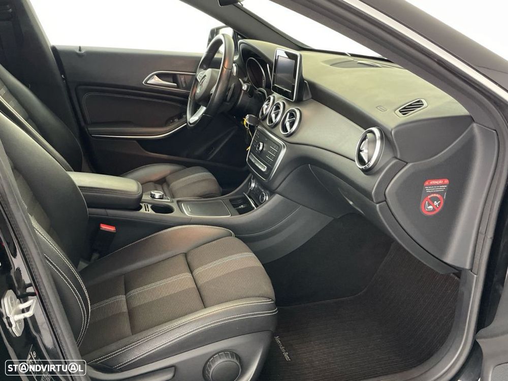 Mercedes-Benz CLA 200 d Urban Aut. - 21