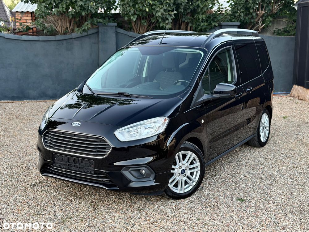 Ford Courier - 2