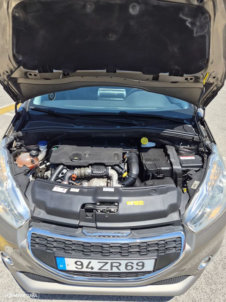 Peugeot 208 1.6 e-HDi Active 95g - 26