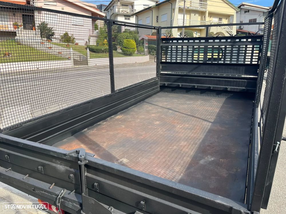 Renault Maxity | 2.5 Diesel | Cx. Aberta Basculante | 3 Lug. - 9