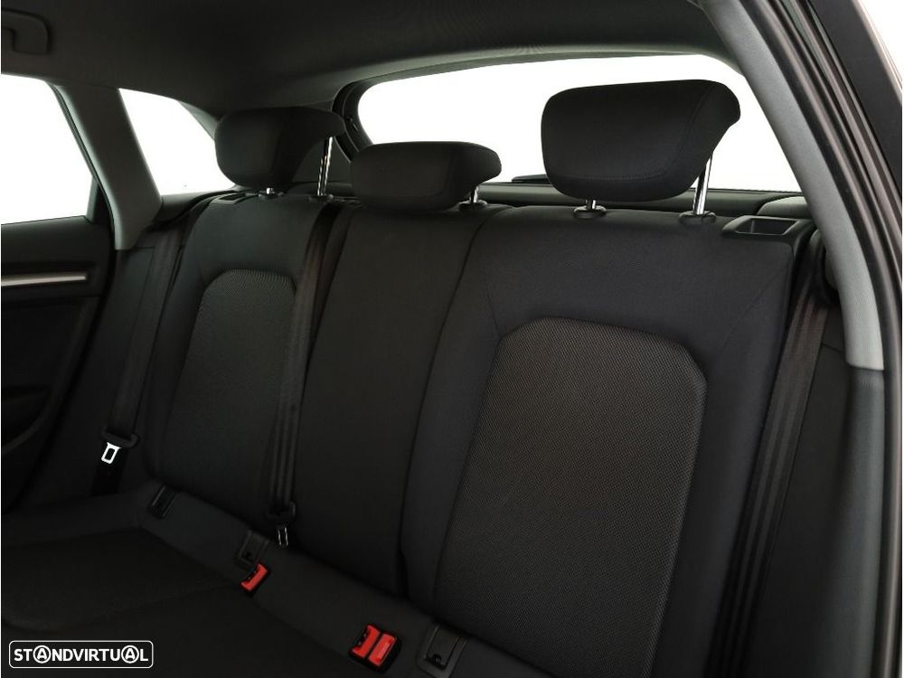 Audi A3 Sportback 30 TDI - 13