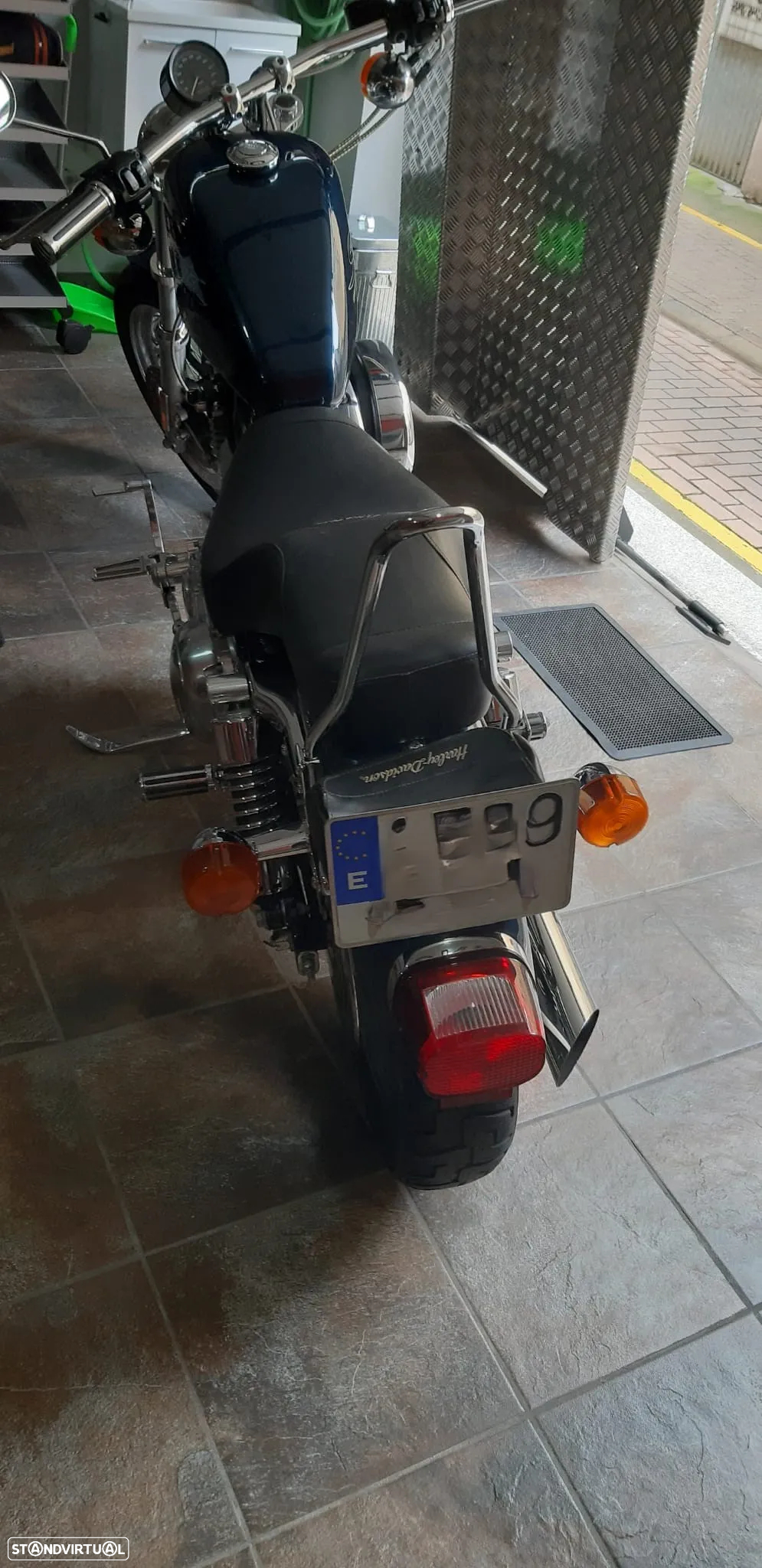 Harley-Davidson 883 - 9
