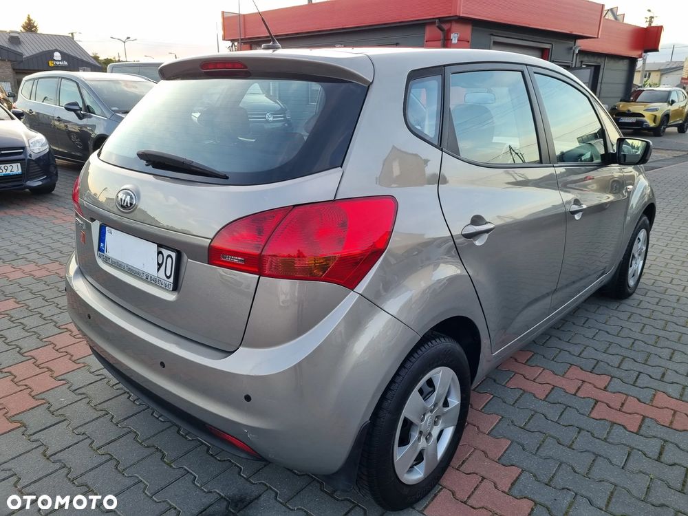 Kia Venga 1.4 L - 5