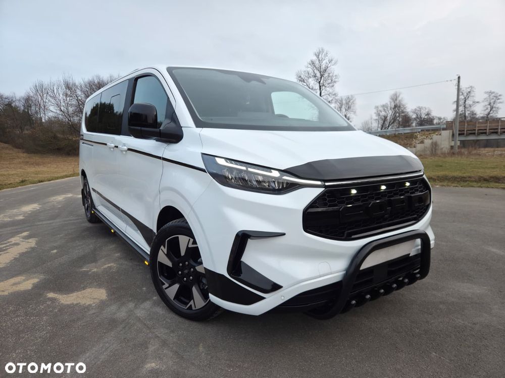 Ford Tourneo Custom L2H1 VA Titanium - 2