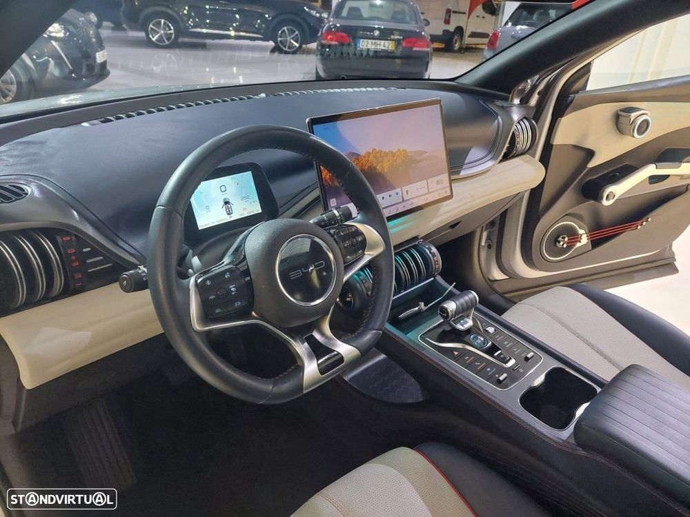 BYD Atto 3 60.48 kWh Design - 10