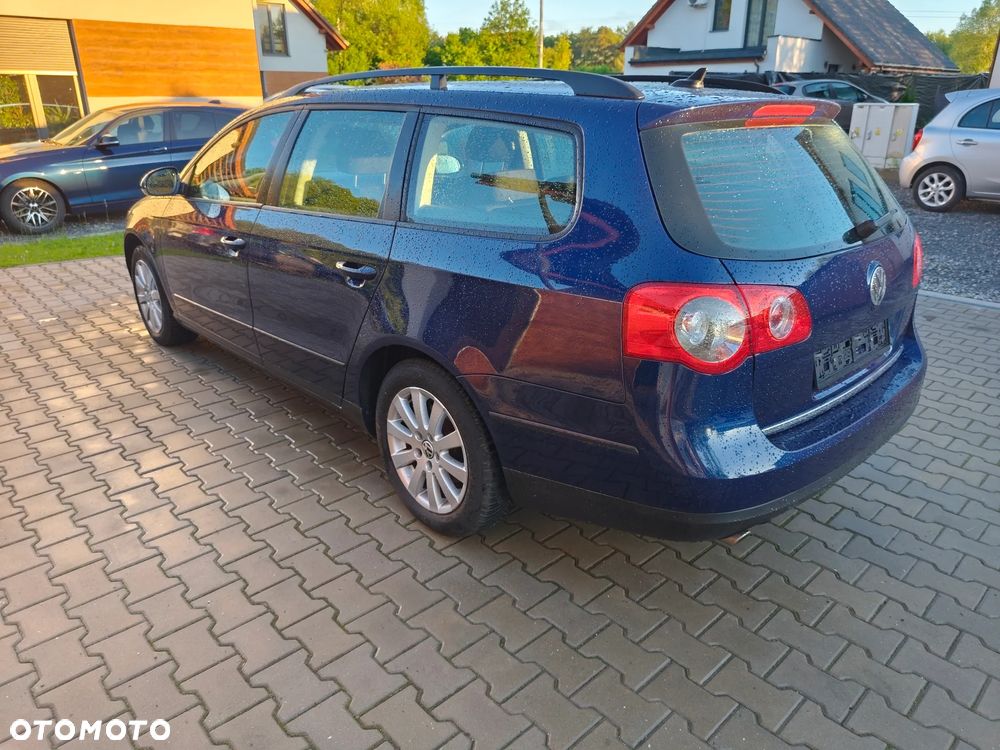 Volkswagen Passat - 3