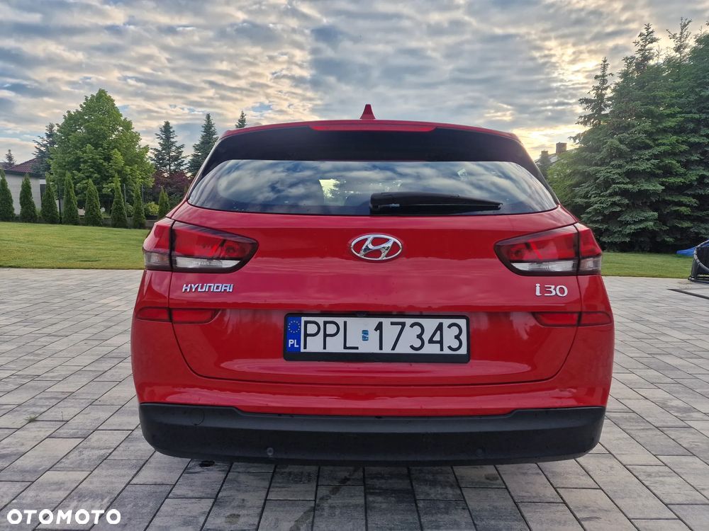 Hyundai i30 - 24