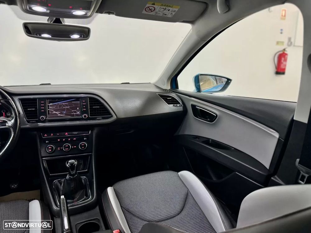 SEAT Leon ST 2.0 TDI FR Plus - 26