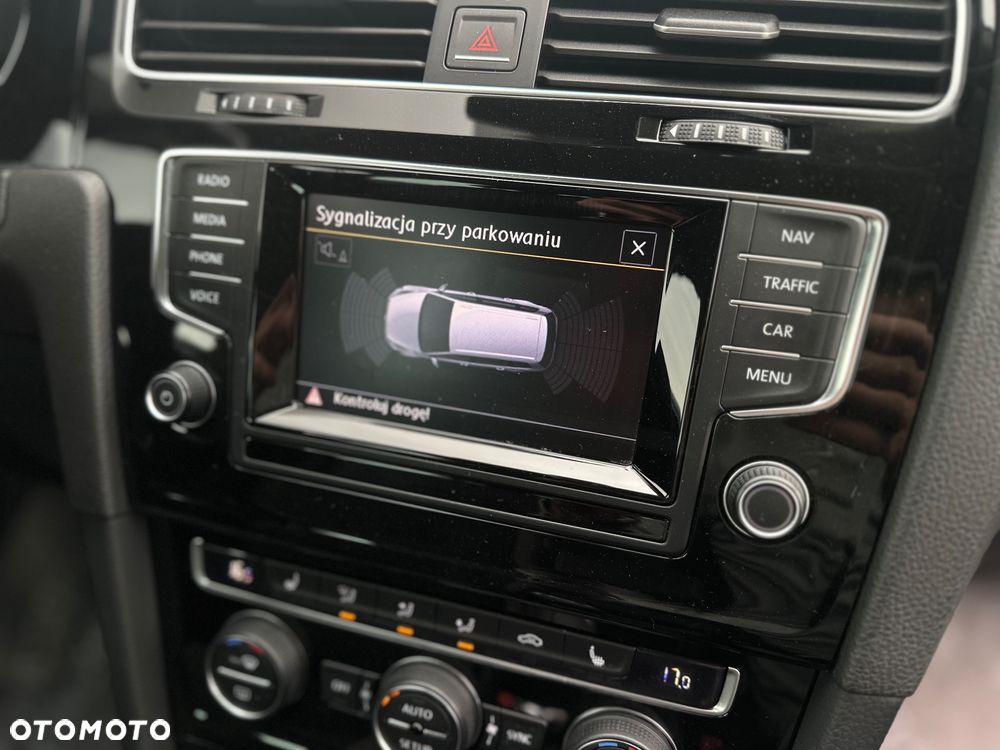 Volkswagen Golf 2.0 BlueTDI Highline - 26