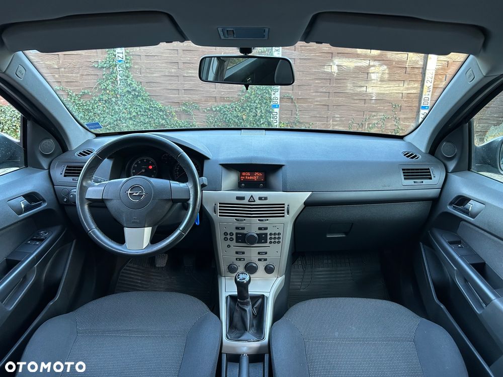 Opel Astra - 10