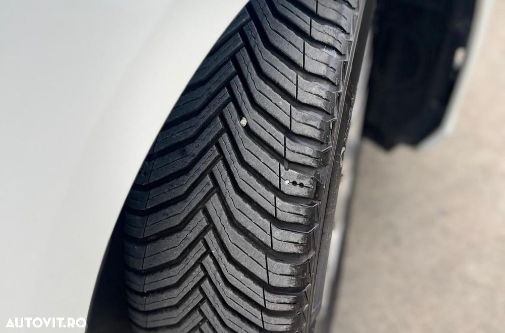 Volkswagen Golf 2.0 TDI (BlueMotion Technology) DSG Comfortline - 10