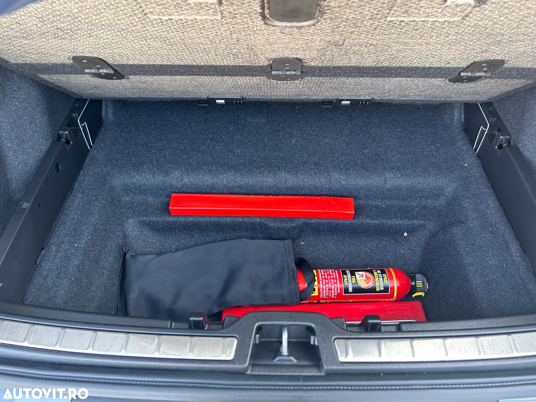 Volvo C40 Recharge Single Motor Extended Range RWD Ultimate - 10