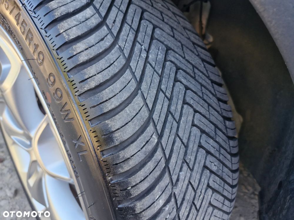 Ford Kuga 2.0 TDCi 4x4 Titanium - 24