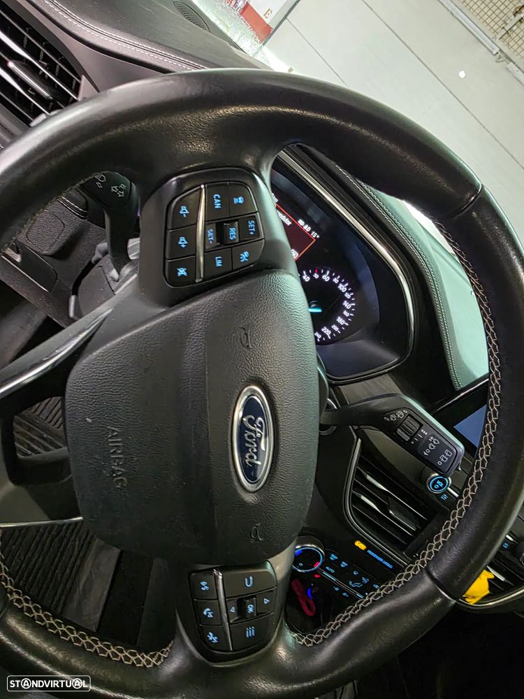 Ford Focus 1.5 TDCi ECOBlue Vignale - 39