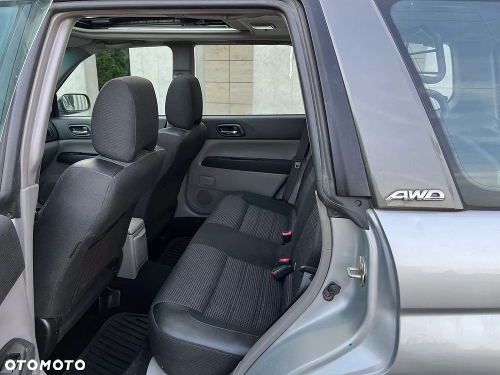 Subaru Forester 2.0 XT Turbo - 13