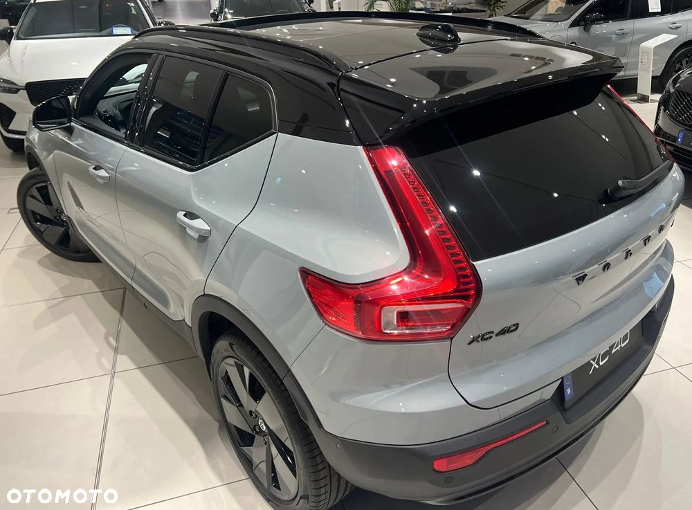 Volvo XC 40 B4 AWD Ultimate Dark - 10