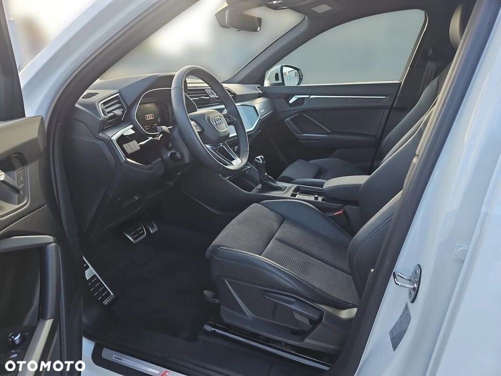 Audi Q3 35 TFSI Advanced S tronic - 10