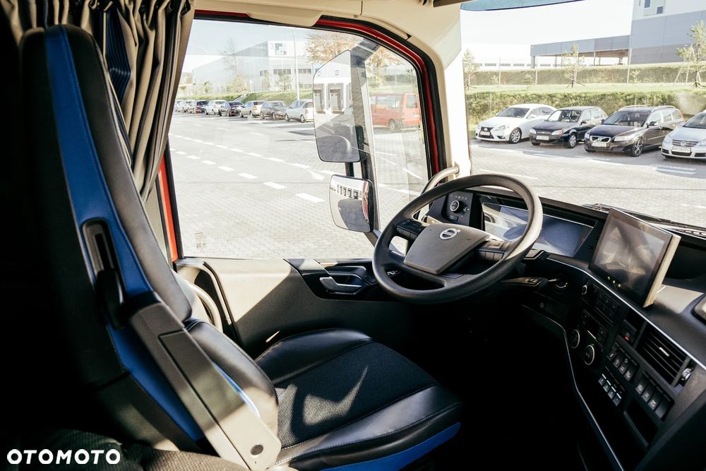 Volvo FH - 27