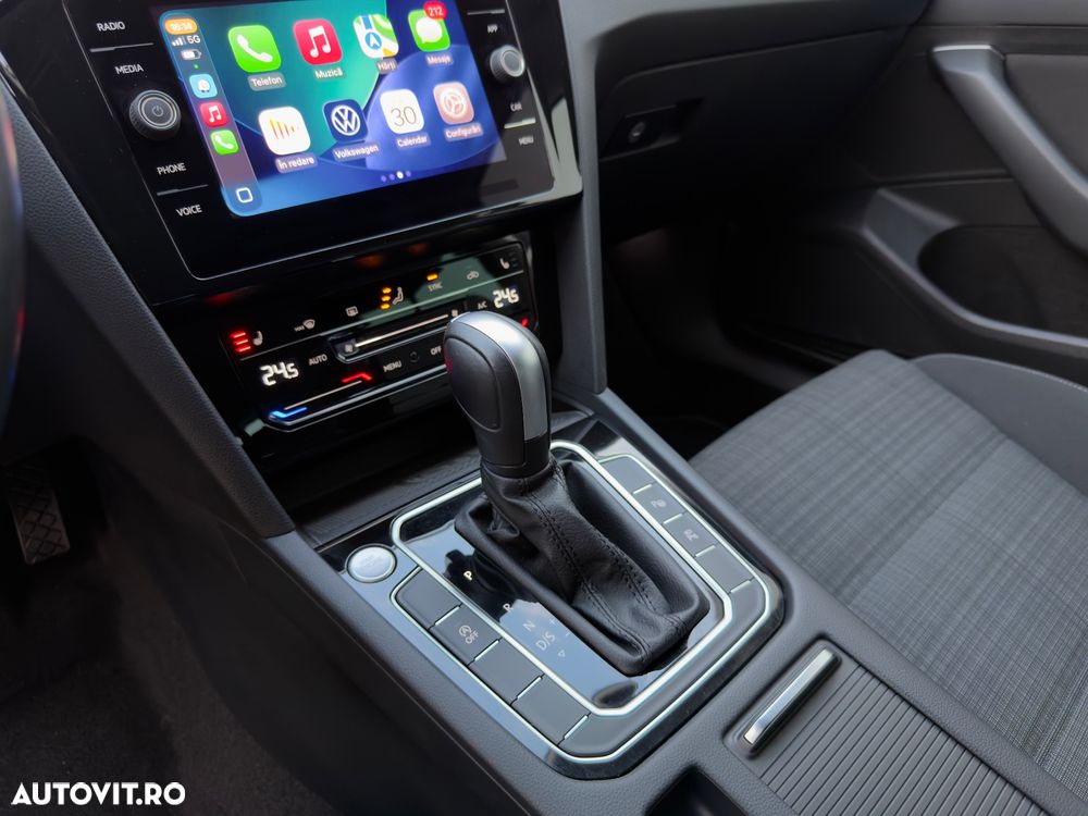 Volkswagen Passat Variant 2.0 TDI SCR DSG Business - 18