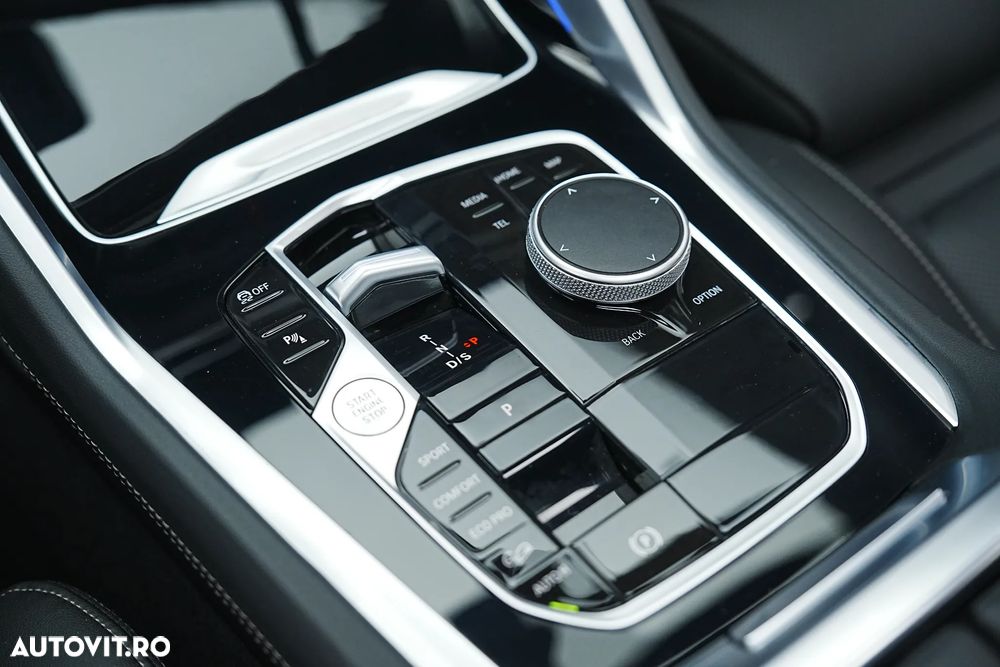 BMW X6 xDrive40i AT MHEV - 36