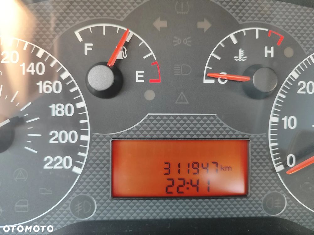 Fiat Grande Punto 1.3 Multijet 16V Emotion - 36