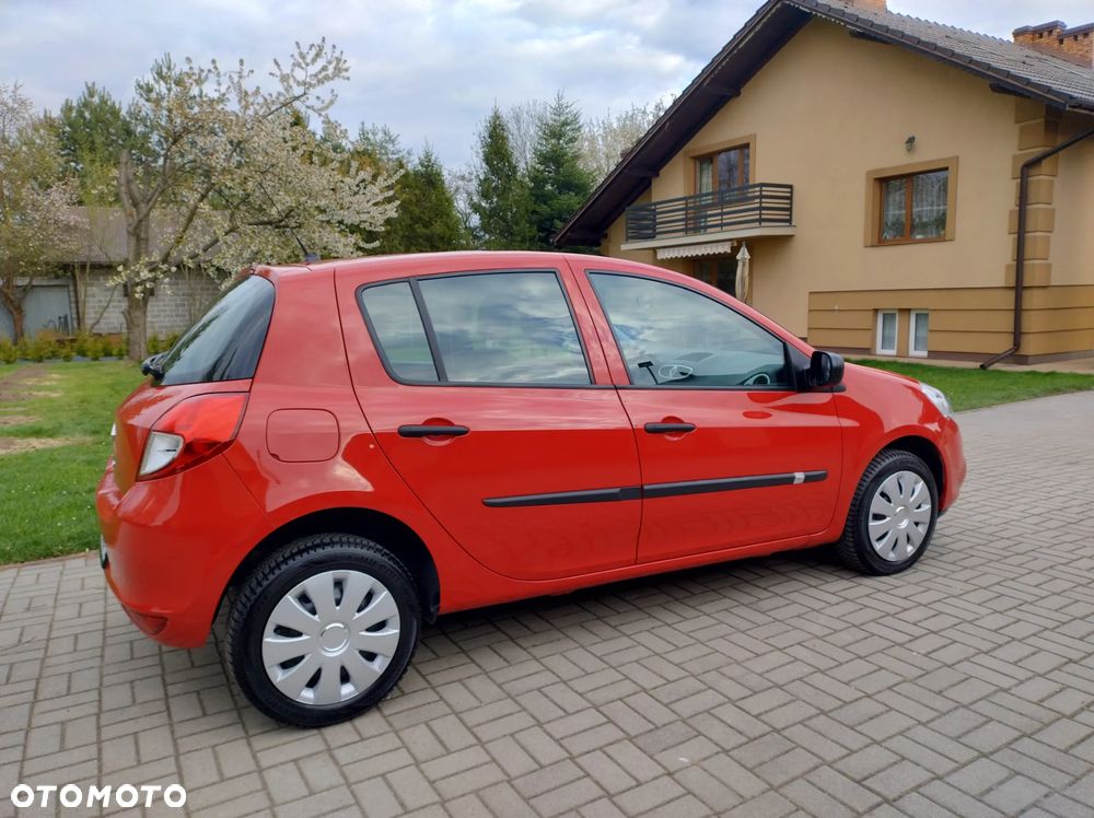 Renault Clio 1.2 16V 75 Dynamique - 6